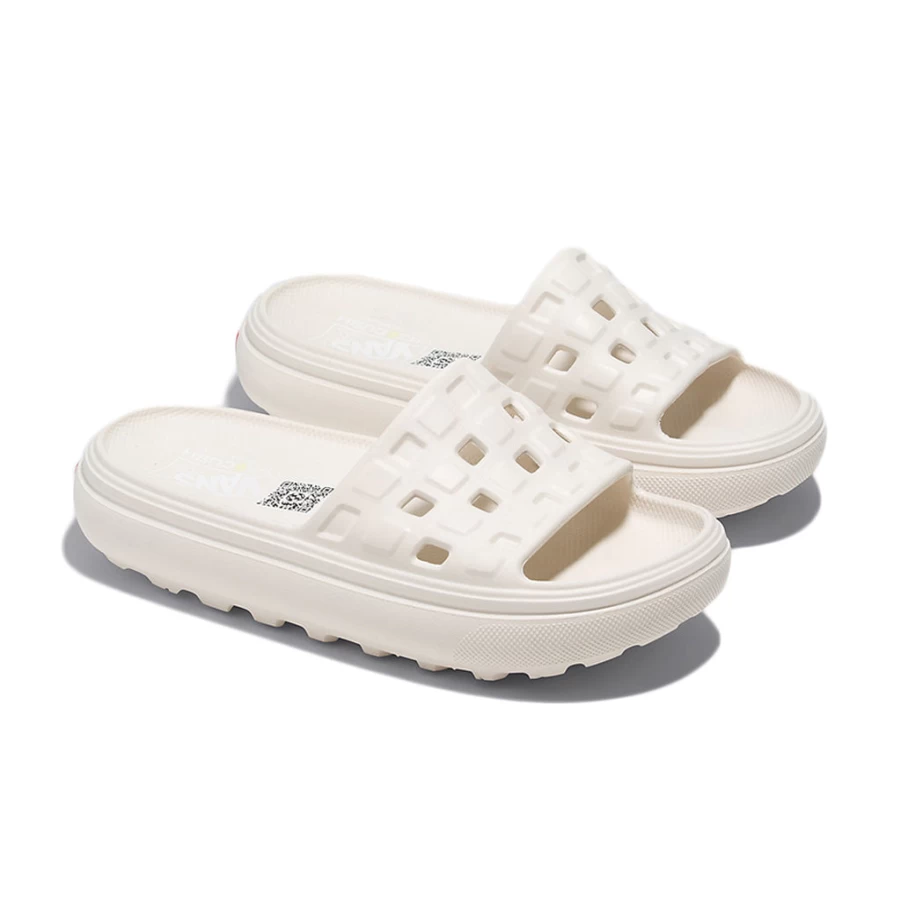 KIDS21 Ivory Slide-On VR3 Cush Sandal for Comfortable Wear